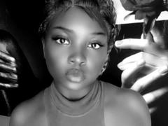MissAquarium - female with black hair webcam at xLoveCam