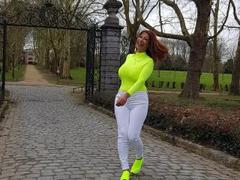 01OneSexyTop - blond female webcam at LiveJasmin