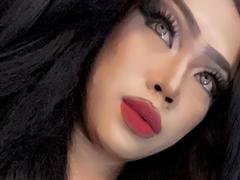 MissCuteBebe - shemale webcam at xLoveCam