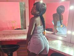 MissDominik - female with black hair webcam at xLoveCam