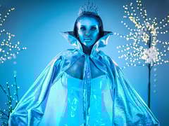 Elenya - blond female webcam at LiveJasmin