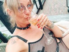 MissEvaSensuelle - blond female webcam at xLoveCam