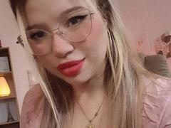 MissGaia - blond female with  small tits webcam at xLoveCam