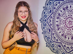 MissGaia - blond female with  small tits webcam at xLoveCam