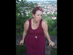 MissImmergeil76-hot - female with brown hair and  big tits webcam at xLoveCam