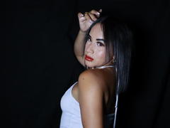 MissKendal - female with red hair and  big tits webcam at xLoveCam