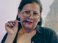 MissLadyy - female with black hair and  big tits webcam at xLoveCam