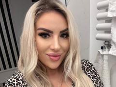 MissLeylaBlond - blond female with  big tits webcam at xLoveCam