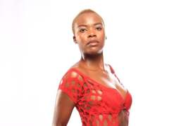 MissLola69 - blond female with  big tits webcam at xLoveCam