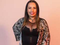 AmaraRouse - blond female with  big tits webcam at LiveJasmin