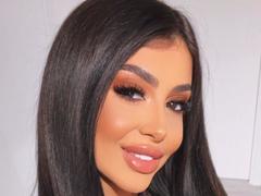 MeghannMoore - female with black hair and  big tits webcam at LiveJasmin