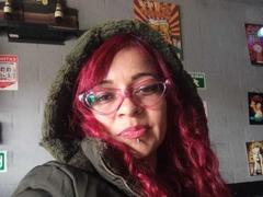 MirandaRousse - female with red hair webcam at xLoveCam