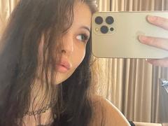 MissSinful from xLoveCam