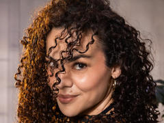 MissSunnyShine - female with brown hair webcam at xLoveCam