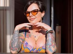 MissTwinkle - female with red hair and  big tits webcam at xLoveCam