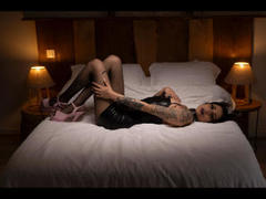 Miss-Lunatic from xLoveCam