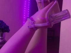 Miss-Merciless-hot - female with brown hair webcam at xLoveCam