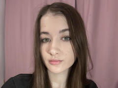 MisscharyNessy - blond female webcam at xLoveCam