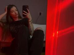 MisscharyNessy - blond female webcam at xLoveCam