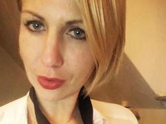 MisstressCathy-hot from xLoveCam