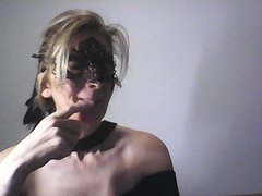 MissyK - female webcam at xLoveCam