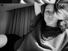 MistieVakas - female with brown hair and  big tits webcam at xLoveCam
