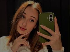 MistieVakas - female with brown hair and  big tits webcam at xLoveCam