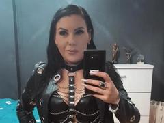 MistressAidaX from xLoveCam