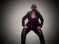 MistressOnline-hot - blond female webcam at xLoveCam