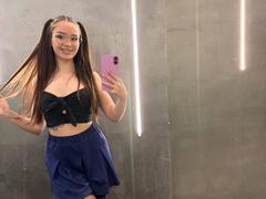 MistyReeds - female webcam at xLoveCam