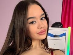 MistyReeds - female webcam at xLoveCam