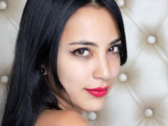 MissyBanger - female with brown hair webcam at ImLive