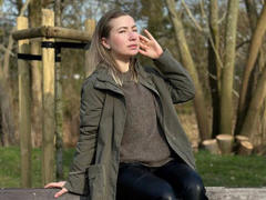 mia-erotic - blond female webcam at xLoveCam