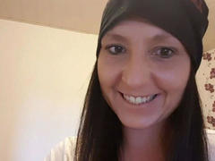 mistress-lola-hot - female with brown hair webcam at xLoveCam