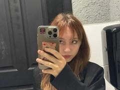 ModelGyrl-hot from xLoveCam