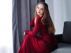 Moiya - female with brown hair and  small tits webcam at xLoveCam