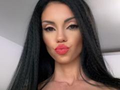 Moiyra - female webcam at xLoveCam