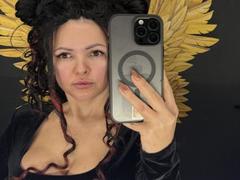 MollyBrunett - female with black hair and  big tits webcam at xLoveCam