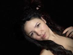 MollyBrunett from xLoveCam