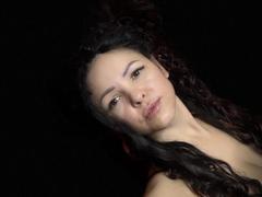 MollyBrunett - female with black hair and  big tits webcam at xLoveCam