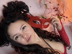 MollyBrunett - female with black hair and  big tits webcam at xLoveCam