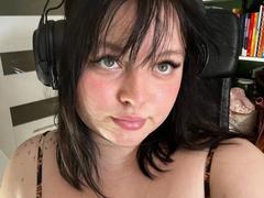 MollyLolly-hot - female with brown hair webcam at xLoveCam