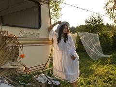 Mollyc-hot - female with brown hair webcam at xLoveCam