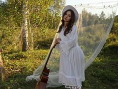 Mollyc-hot - female with brown hair webcam at xLoveCam