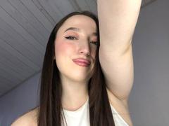 MonAmourR - female webcam at xLoveCam