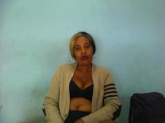 Monah69s - female webcam at xLoveCam