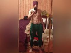 MoneyedMel - male webcam at xLoveCam