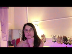 JulizeRossi - female with black hair webcam at ImLive