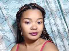 Monicka from xLoveCam