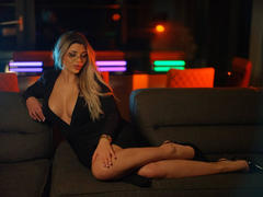 MoniqueCeleste - blond female with  big tits webcam at LiveJasmin
